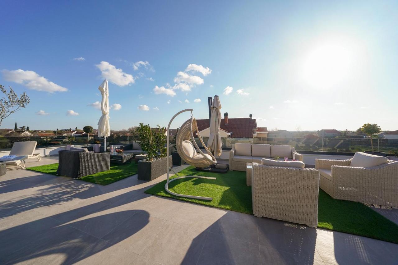 D-Palace Apartments-Olive Tree Donji Zemunik Zewnętrze zdjęcie